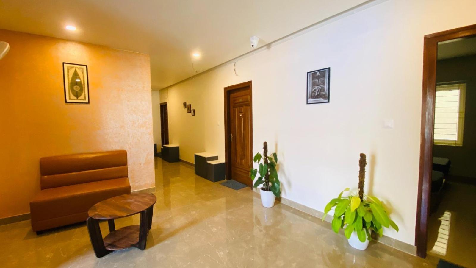 C-Suites Winster Bangalore Exterior foto
